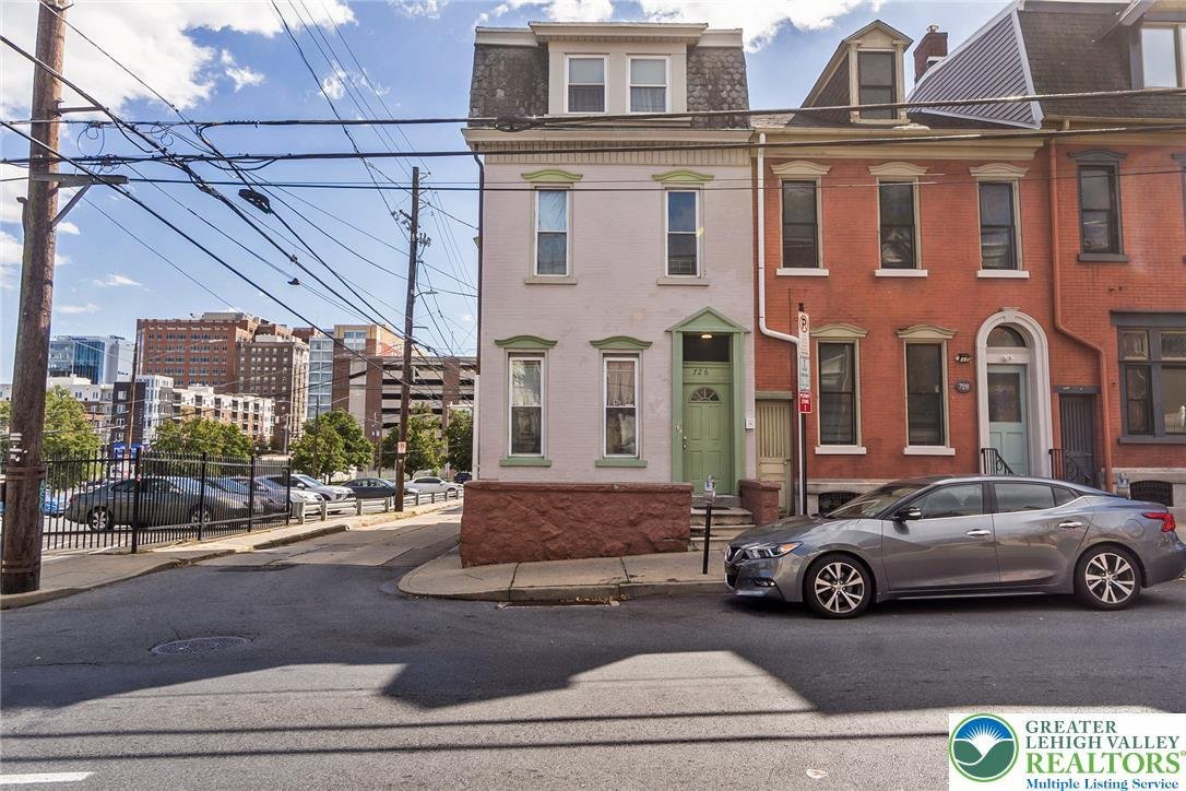 Townhouse in Allentown, Pennsylvania, United States 1 - 19079600