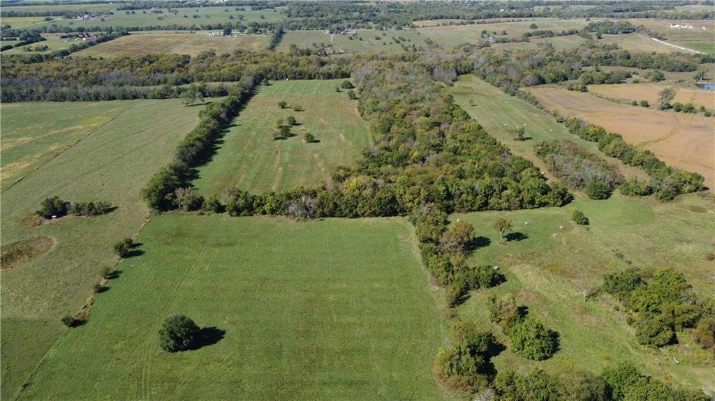 Farm Ranch in Louisburg, Kansas, United States 1 - 19079839