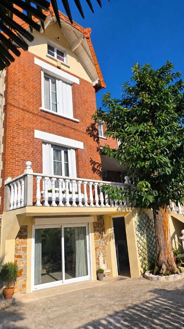 Villa en Centre, Claye-Souilly, Francia 1 - 19080170
