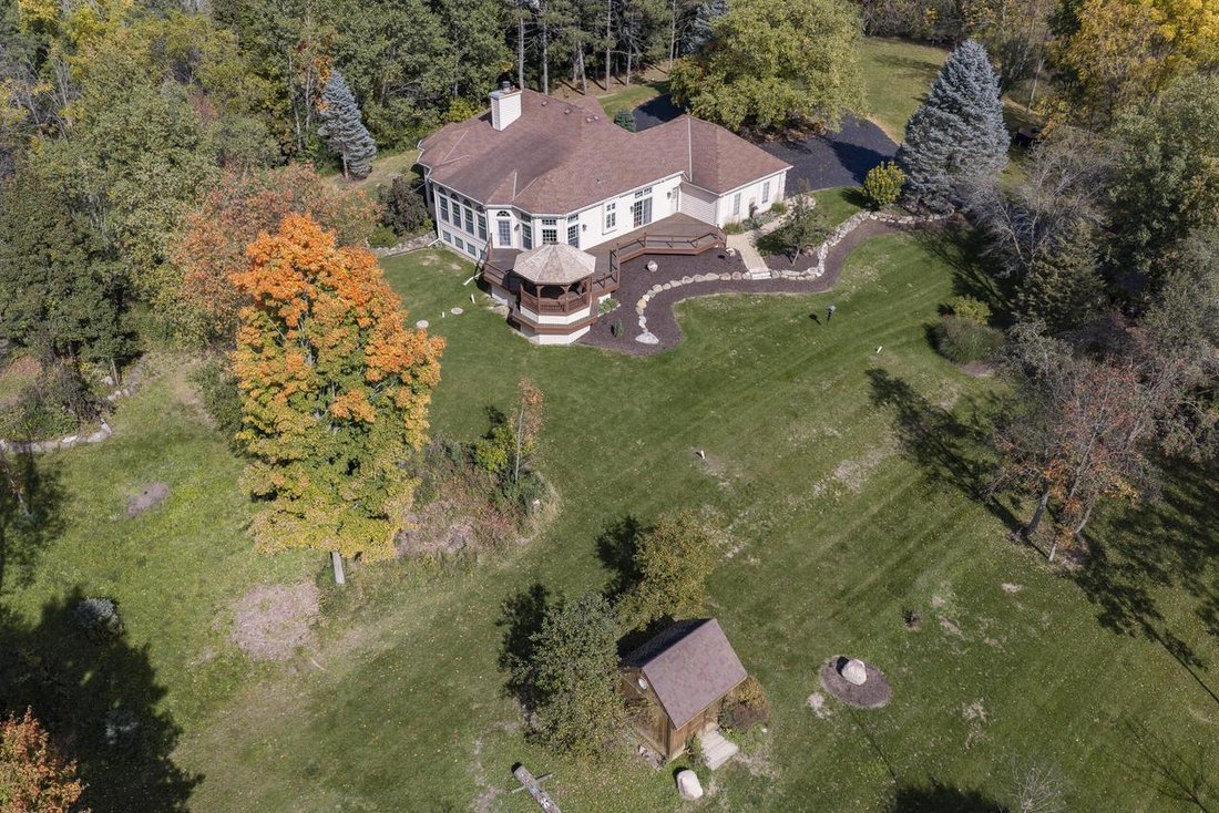 Maison à New Berlin, Wisconsin, États-Unis 4 - 19080691