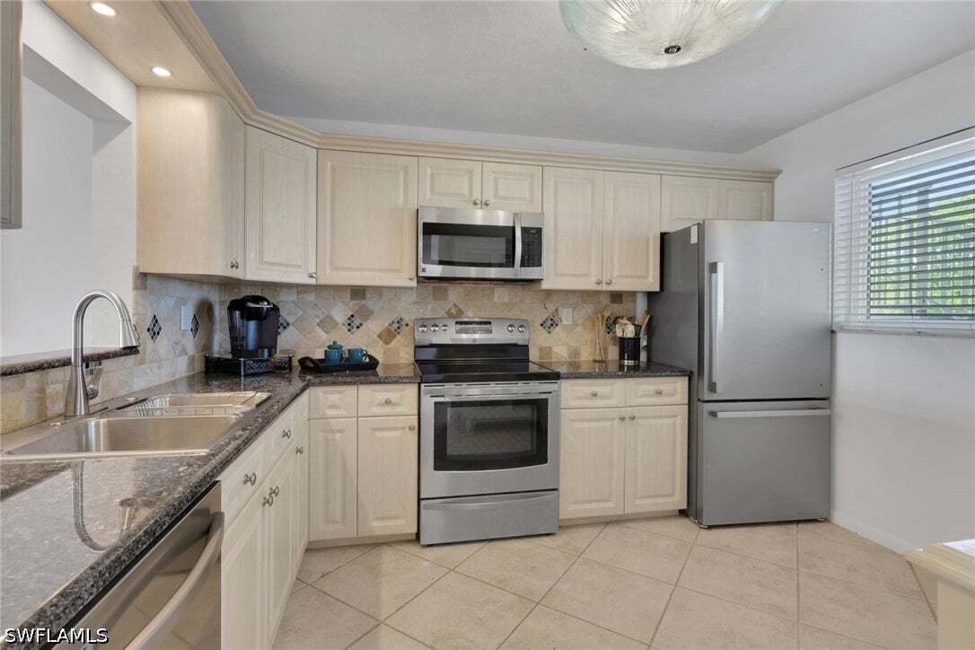 Eigentumswohnung in Naples, Florida, Vereinigte Staaten 2 - 19078763