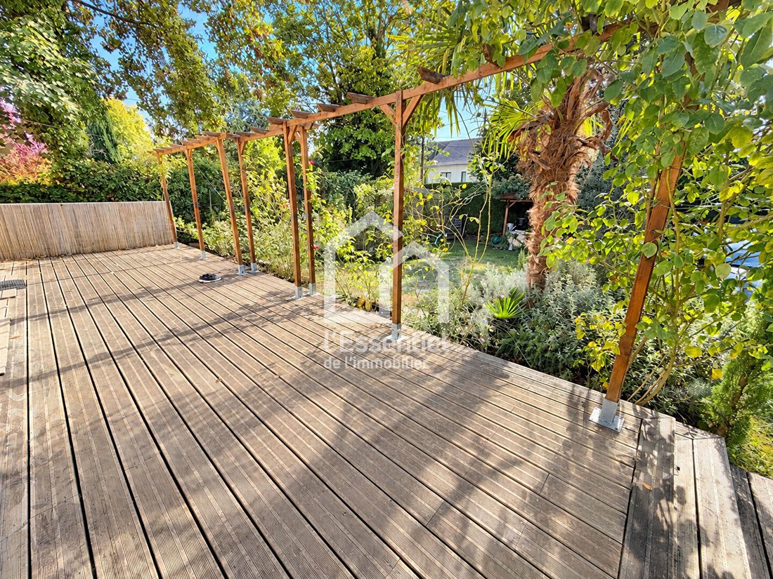 House in Vaux-sur-Seine, Ile-de-France, France 4 - 19082897