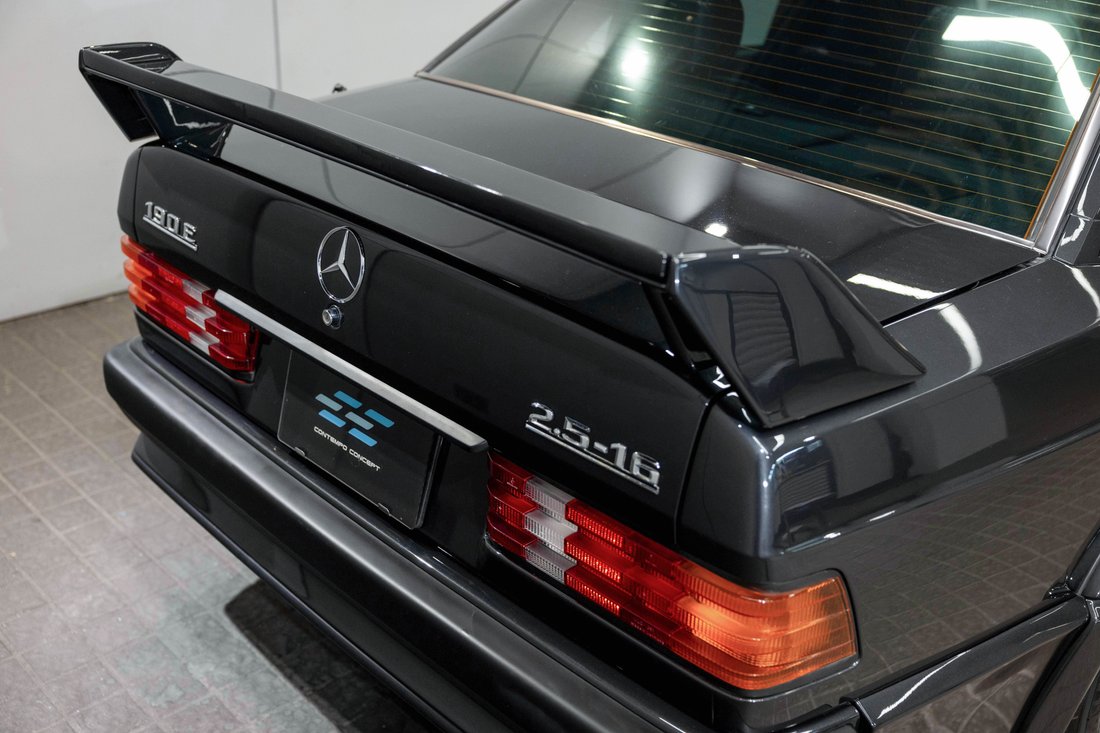 Coupe in Kwun Tong, Hong Kong 5 - 19083526