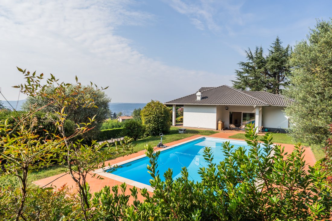 Villa en Lisanza, Lombardía, Italia 4 - 19078708