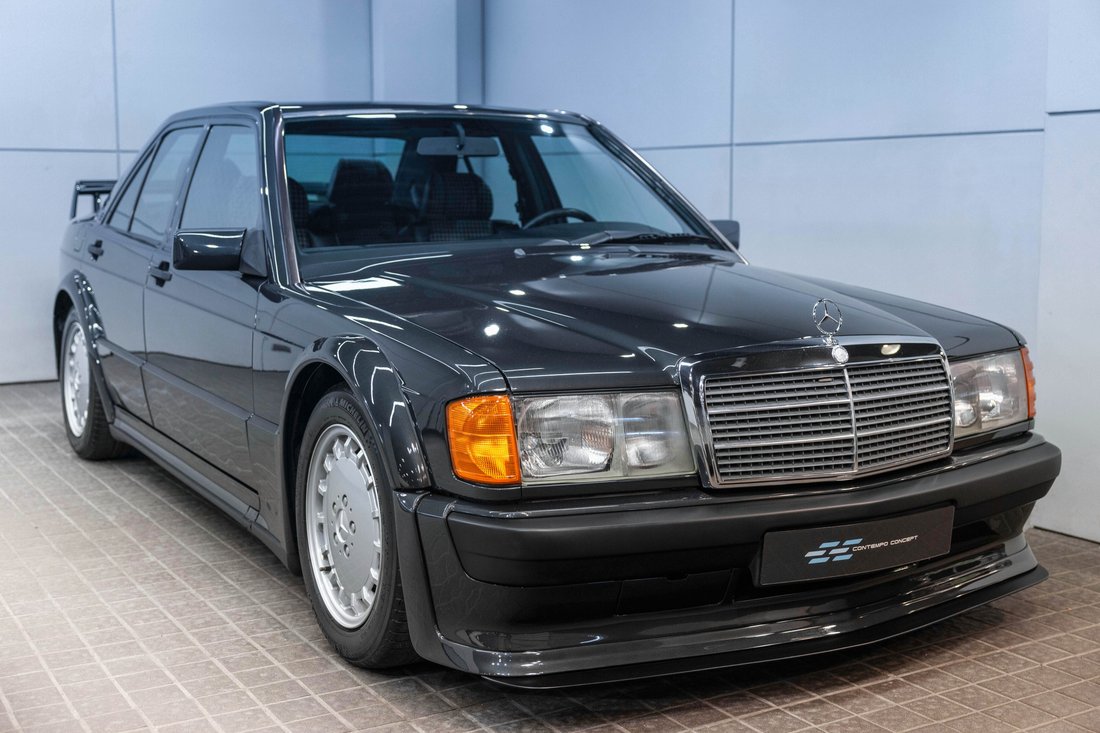 Coupe in Kwun Tong, Hong Kong 1 - 19083526