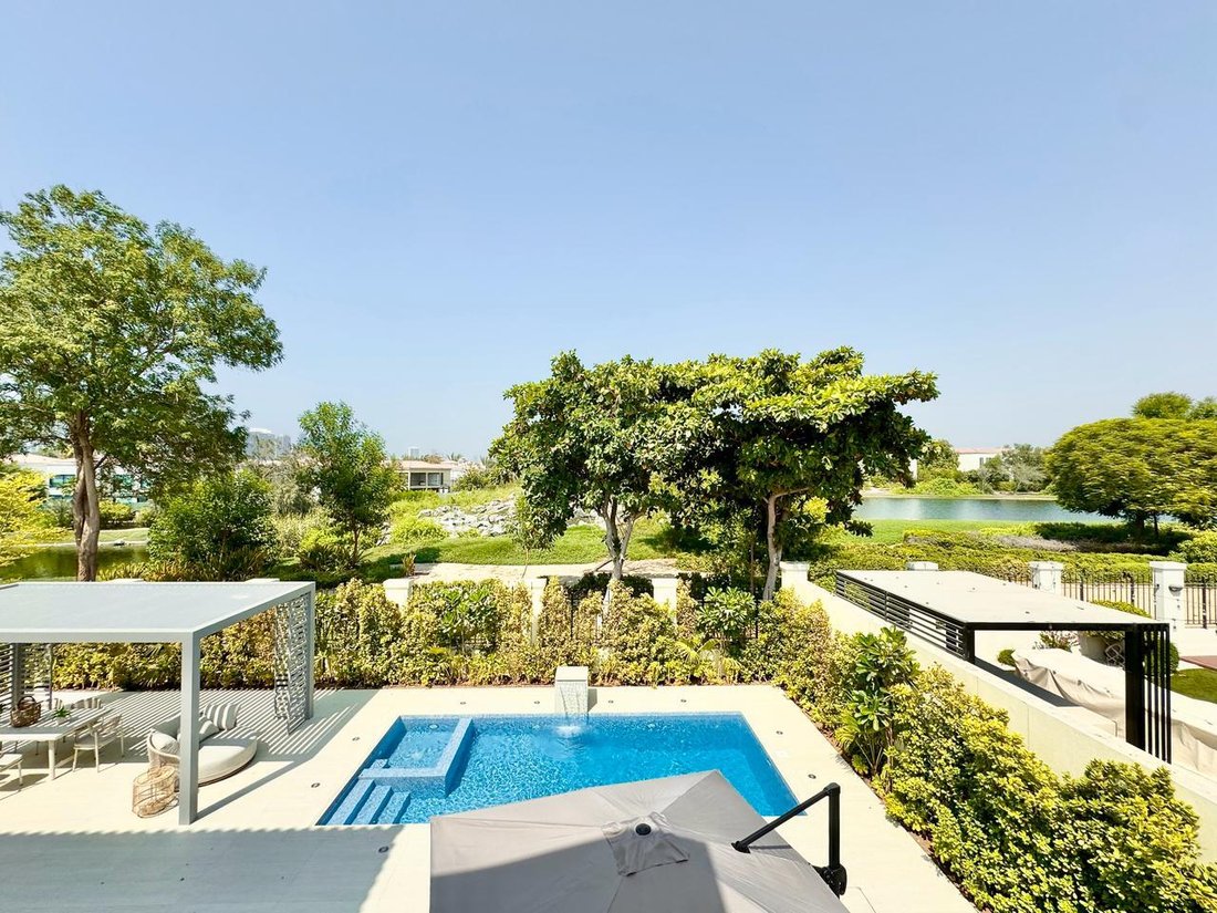 Villa in Jumeirah Park, Dubai, United Arab Emirates 3 - 19077378
