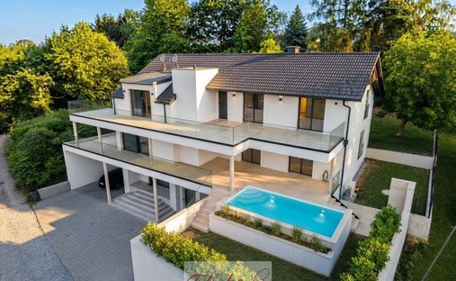Villa in Lichtenberg, Oberösterreich, Österreich 1