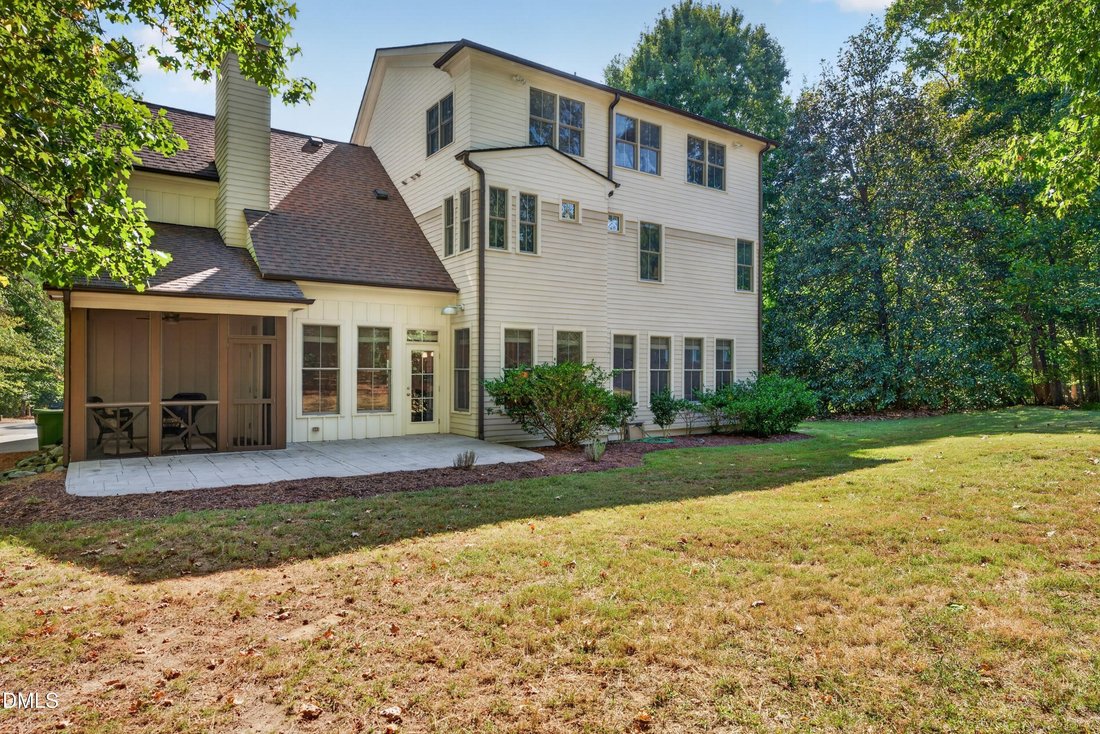 Casa en Chapel Hill, Carolina del Norte, Estados Unidos 2 - 19086464