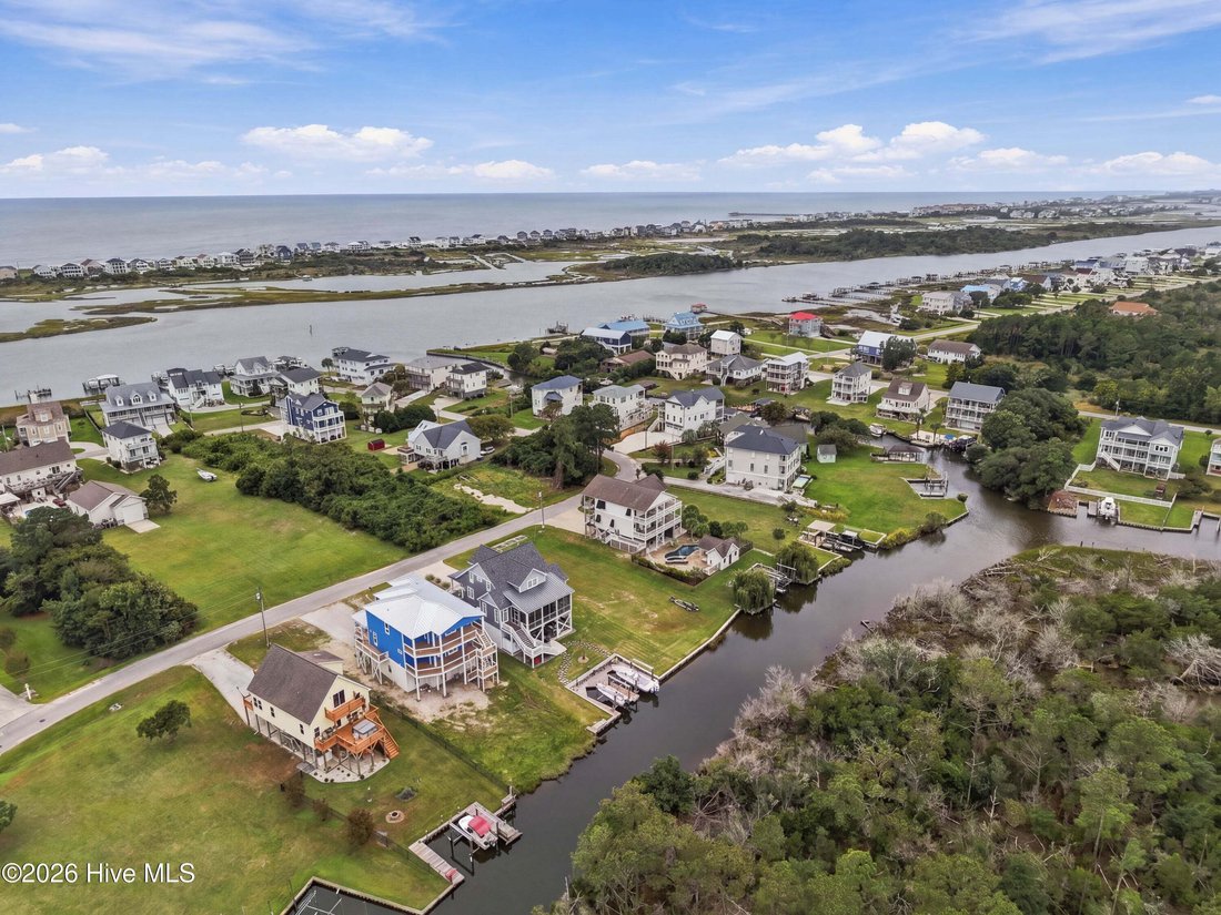 House in North Topsail Beach, North Carolina, United States 4 - 18266072