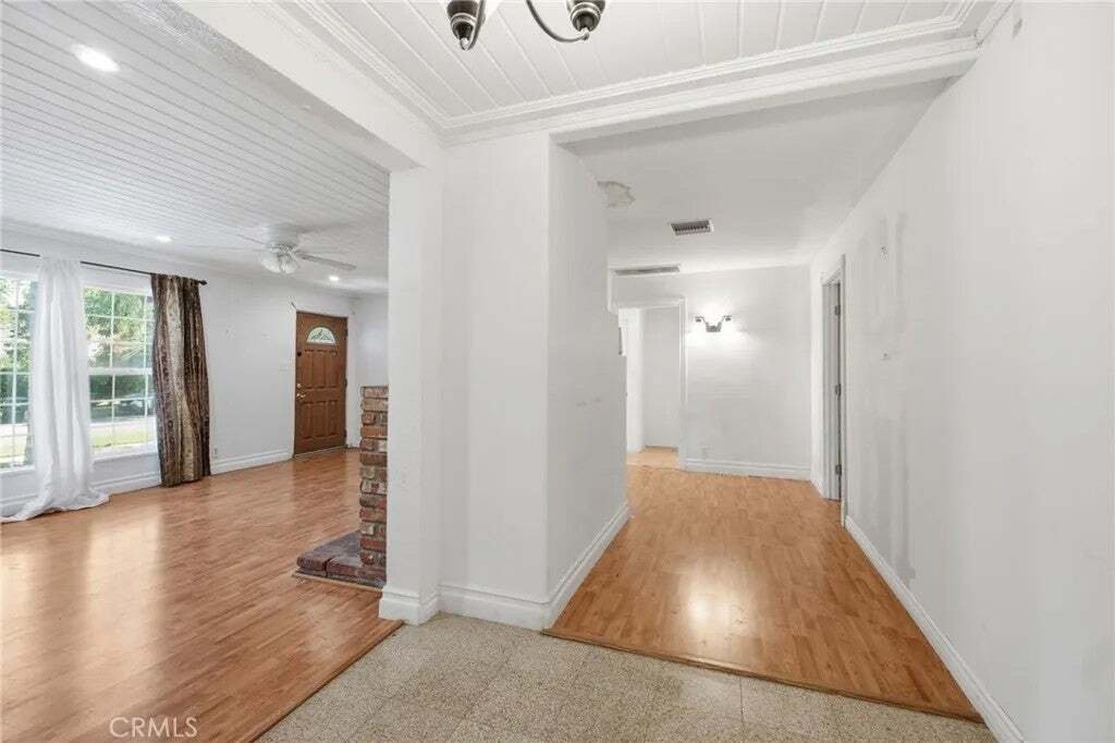 House in Burbank, California, United States 5 - 19086631