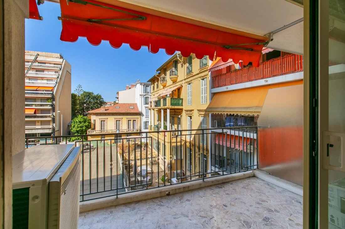 Apartamento en Niza, Provenza-Alpes-Costa Azul, Francia 1 - 19086138