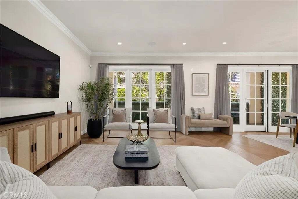 Townhouse en Los Ángeles, California, Estados Unidos 4 - 19086672