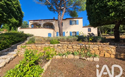 Maison à Tourtour, Provence-Alpes-Côte d'Azur, France 1