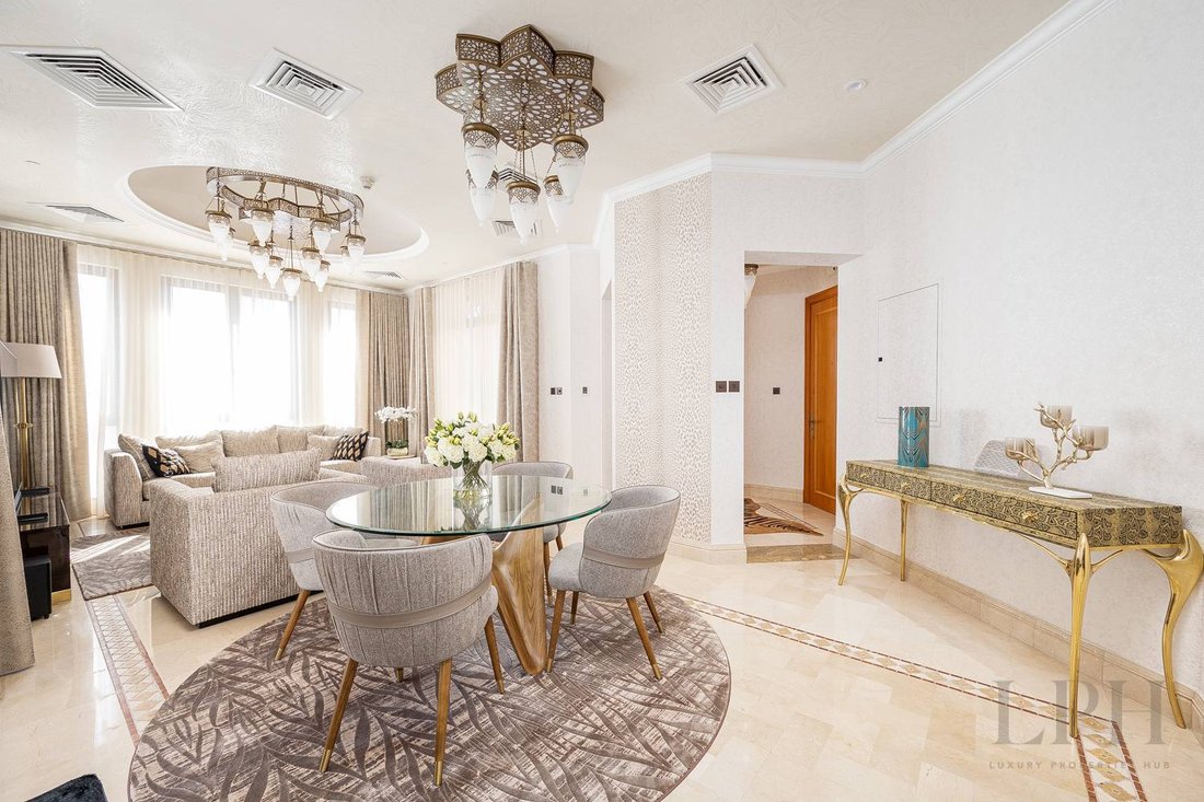 Apartment in Downtown Dubai, Dubai, United Arab Emirates 2 - 19086111