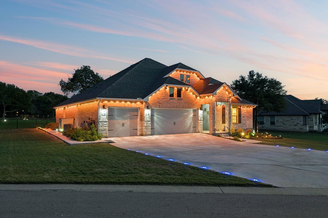 Casa en Burnet, Texas, Estados Unidos 4 - 19003516