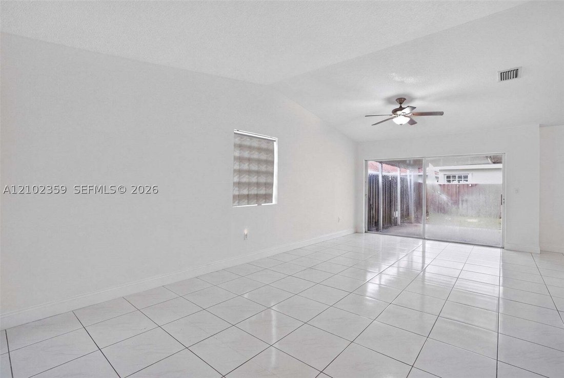 Casa a Miami, Florida, Stati Uniti 4 - 19086184