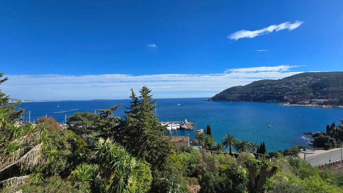 Maison à Côte d'Azur, Provence-Alpes-Côte d'Azur, France 2 - 19086078