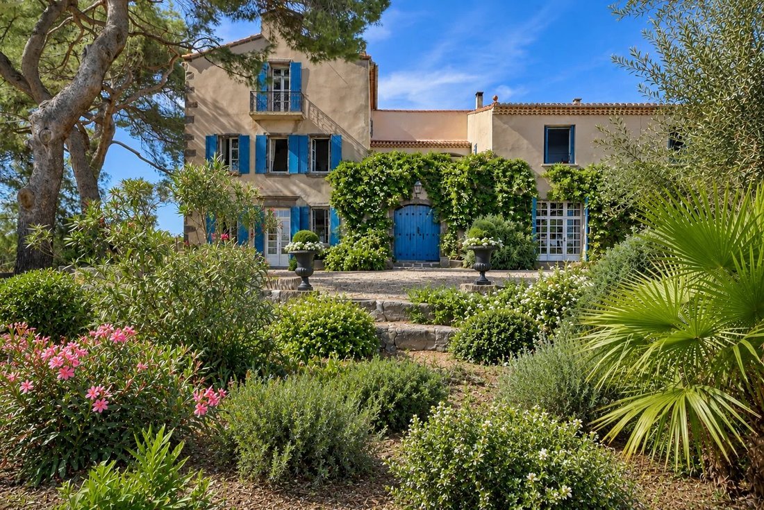 Villa in Genossenschaft, Agde, Frankreich 1 - 19086549