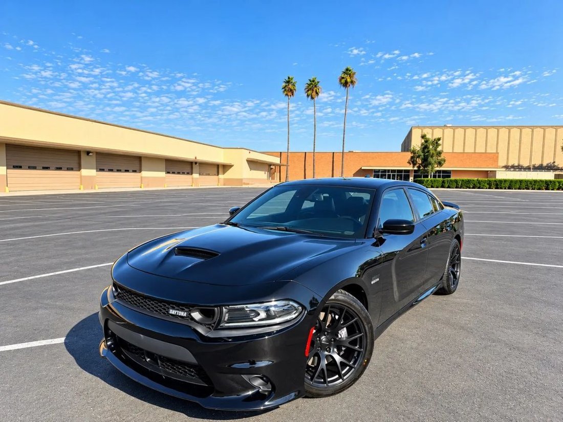 Sedan in Sacramento, CA, United States 3 - 19086414