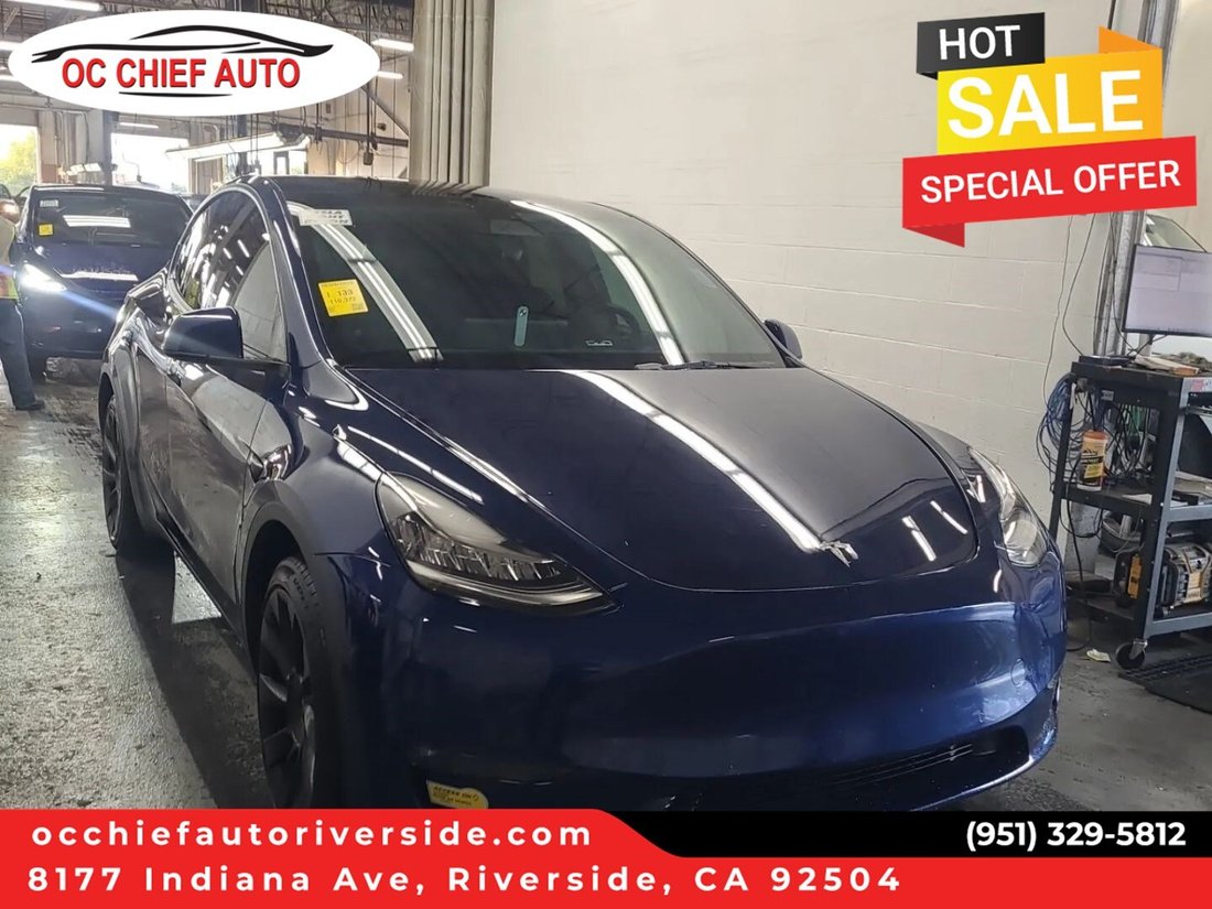 Suv in Riverside, CA, United States 1 - 19086303