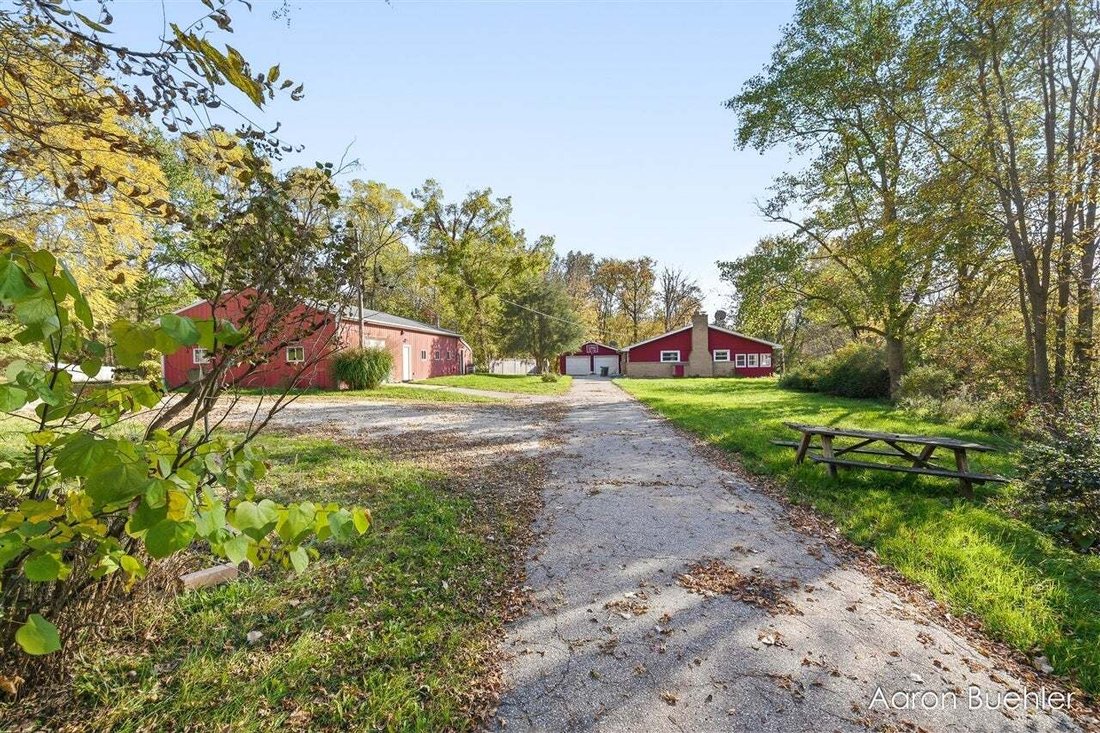 House in Woodland, Michigan, United States 3 - 19086708