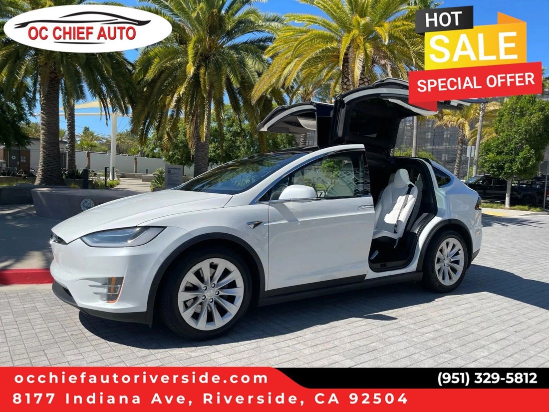 Suv in Riverside, CA, United States 1 - 19086299