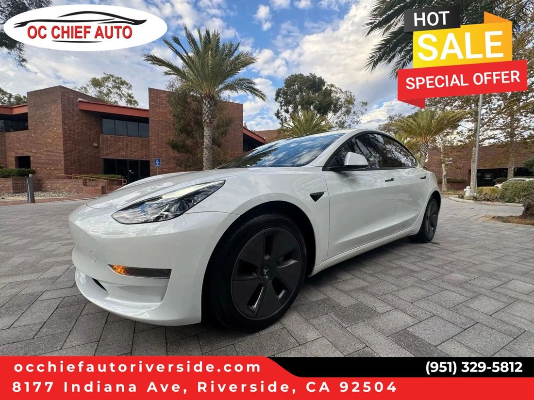 Sedan in Riverside, CA, United States 1 - 19086289