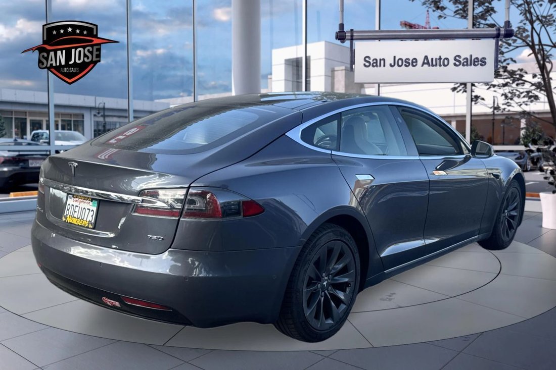 Sedan in San Jose, CA, United States 5 - 19084116