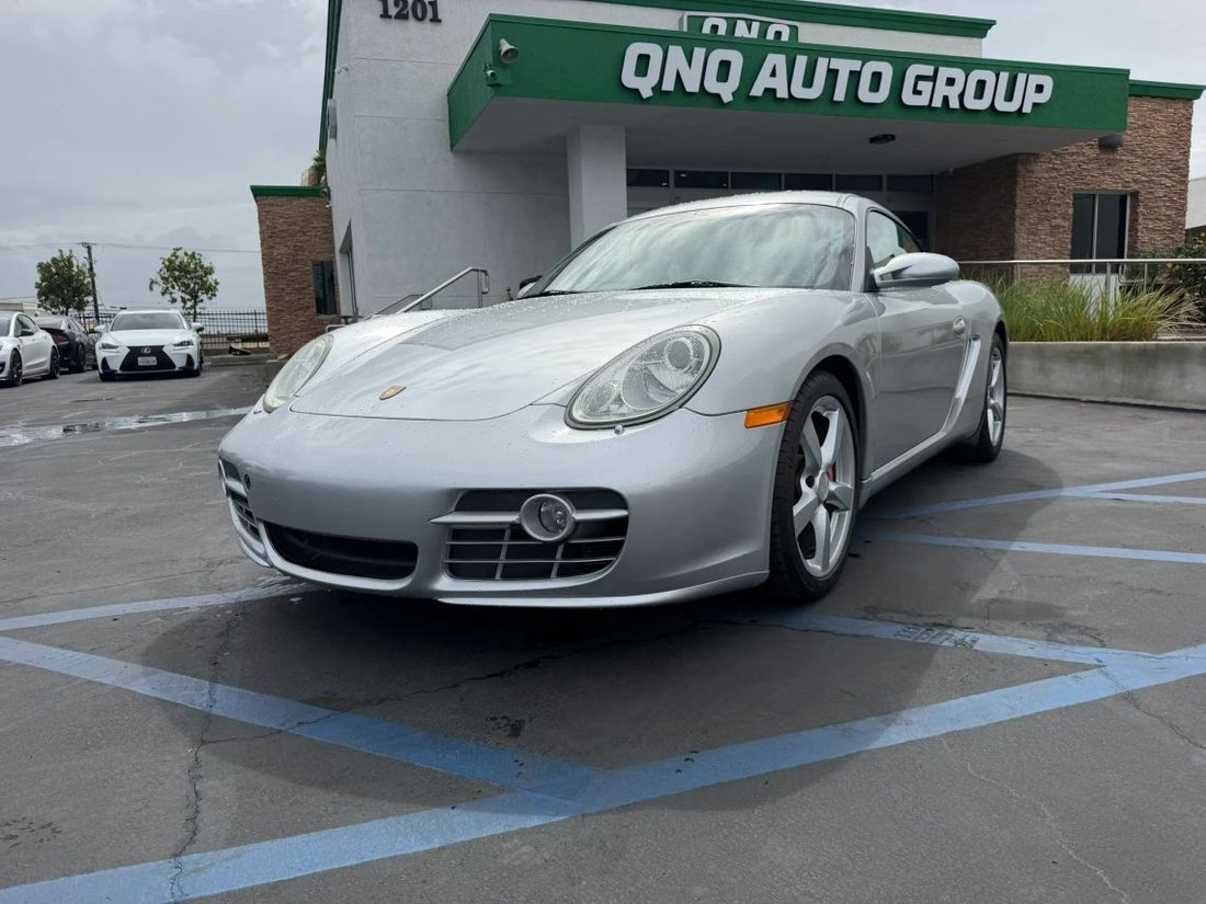 Coupe in Ontario, CA, United States 1 - 19086410