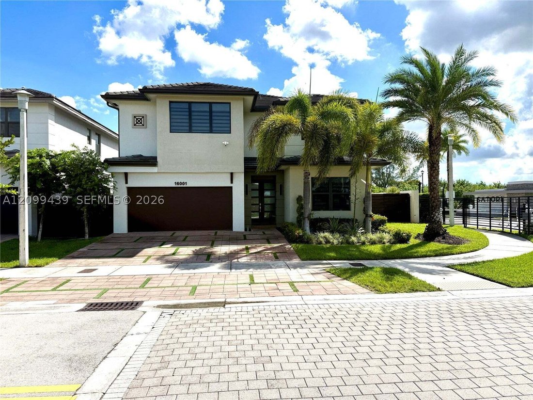 Haus in Hialeah, Florida, Vereinigte Staaten 4 - 19039584