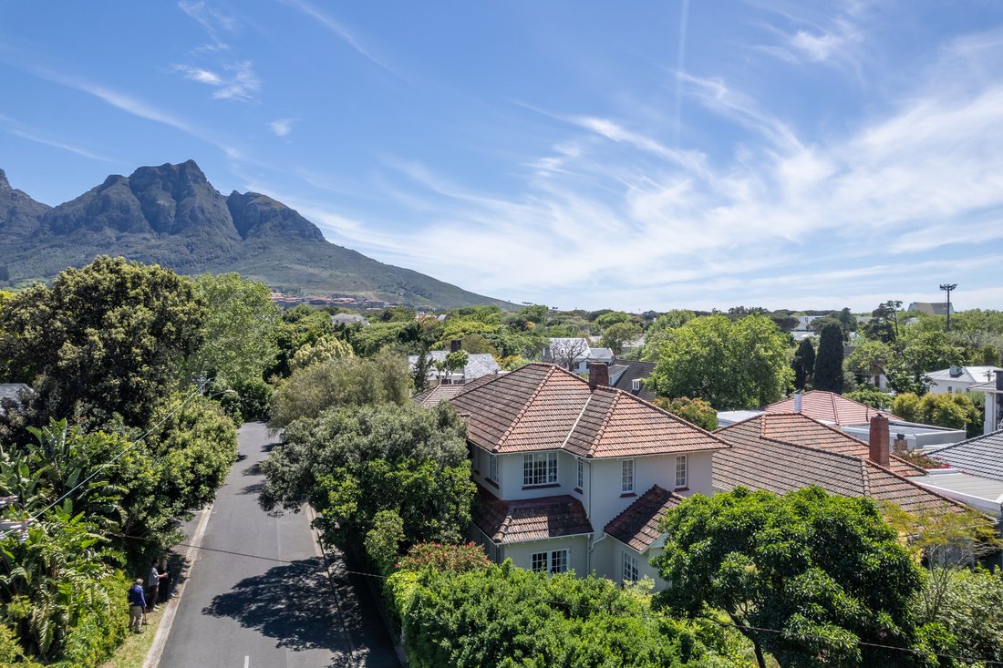 Land in Rondebosch, Southern Suburbs, Kapstadt 2 - 19086058