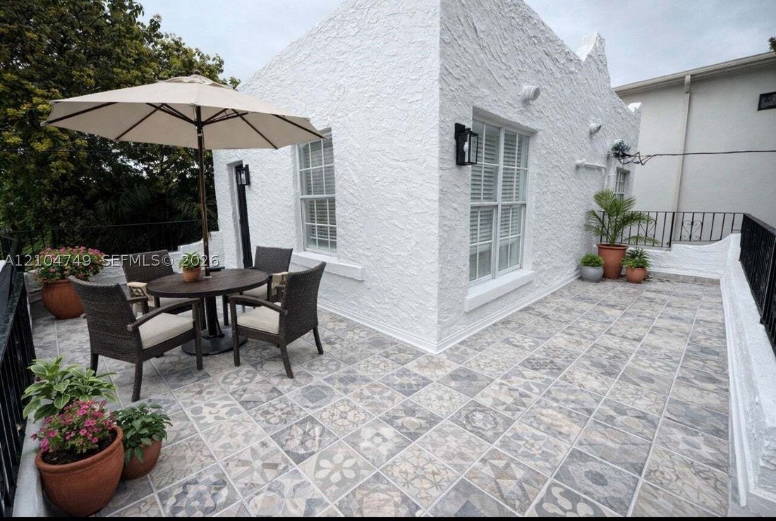 Casa en Miami, Florida, Estados Unidos 3 - 19086197