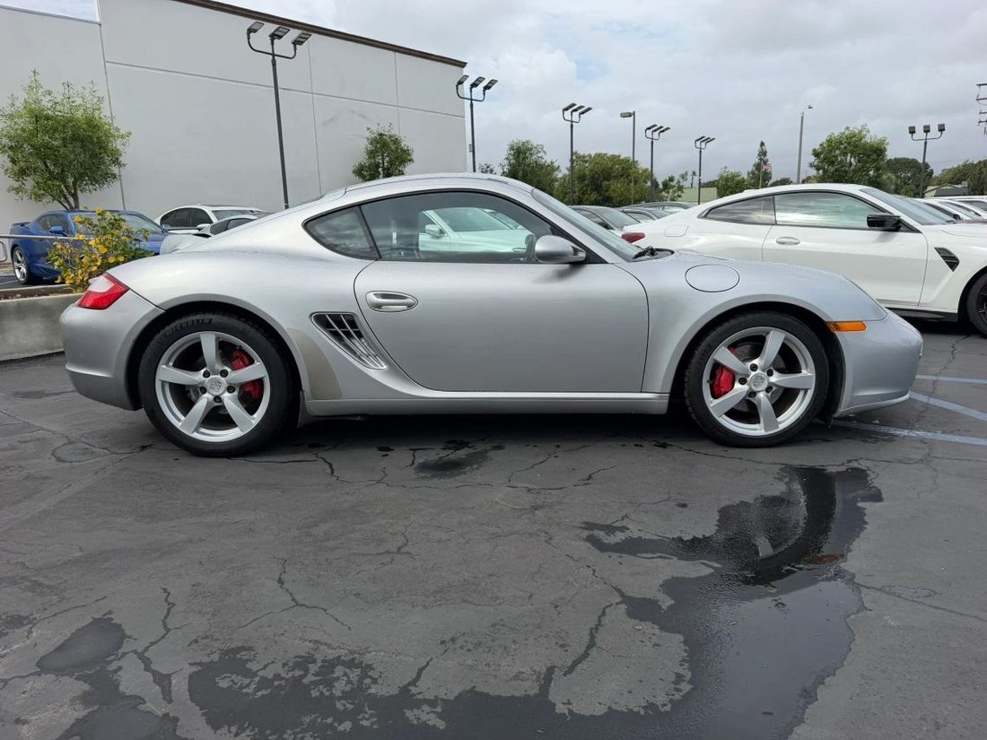 Coupe in Ontario, CA, United States 4 - 19086410