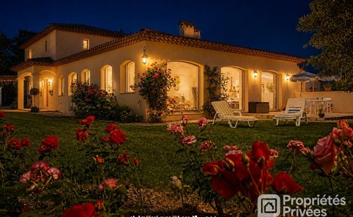 Villa a Saint-Paul-en-Forêt, Provenza-Alpi-Costa Azzurra, Francia 1