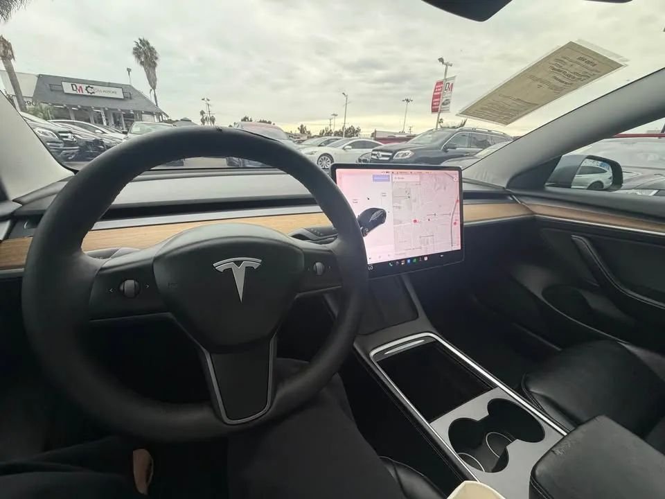 Sedan in Costa Mesa, CA, United States 5 - 19086413