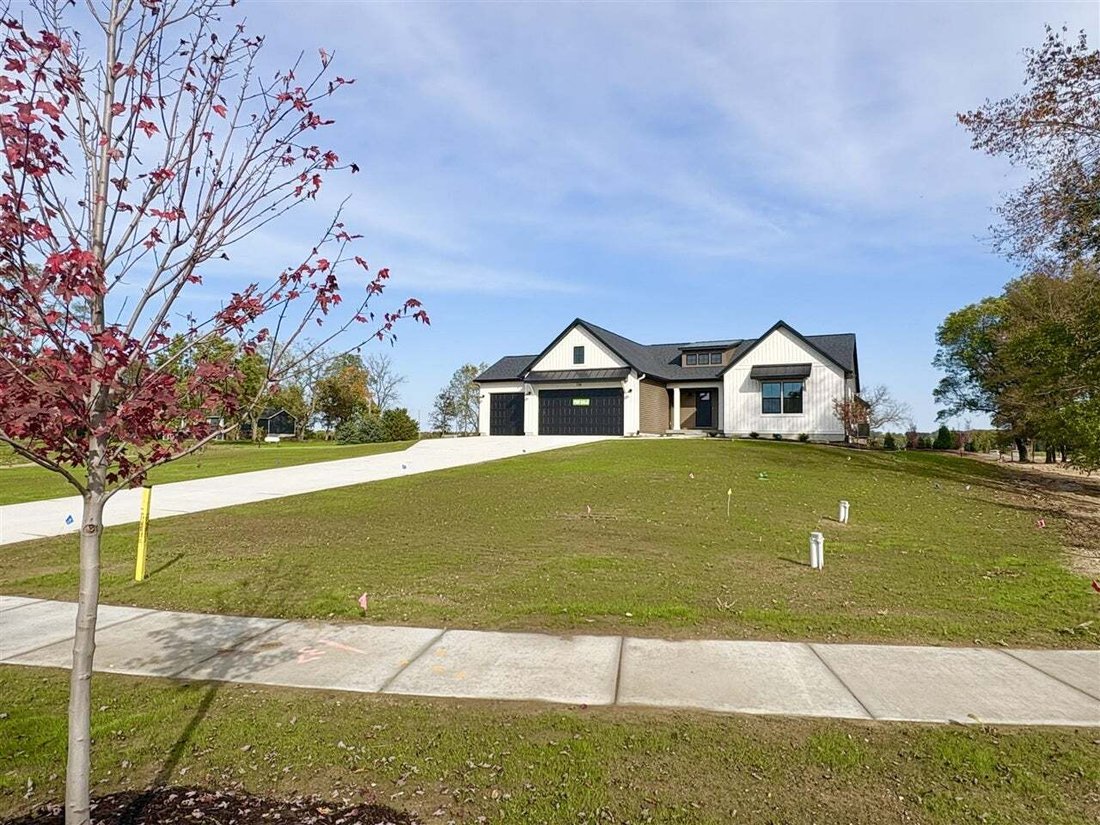 Casa en Dorr, Míchigan, Estados Unidos 2 - 18308407
