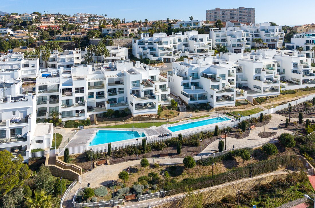 Penthouse in Benalmadena, Andalusia, Spain 5 - 19087073