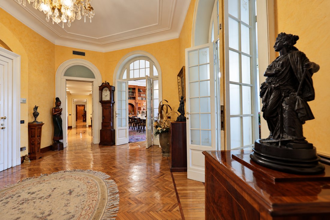 Apartment in Porta Vittoria, Milan, Lombardy 4 - 19087078