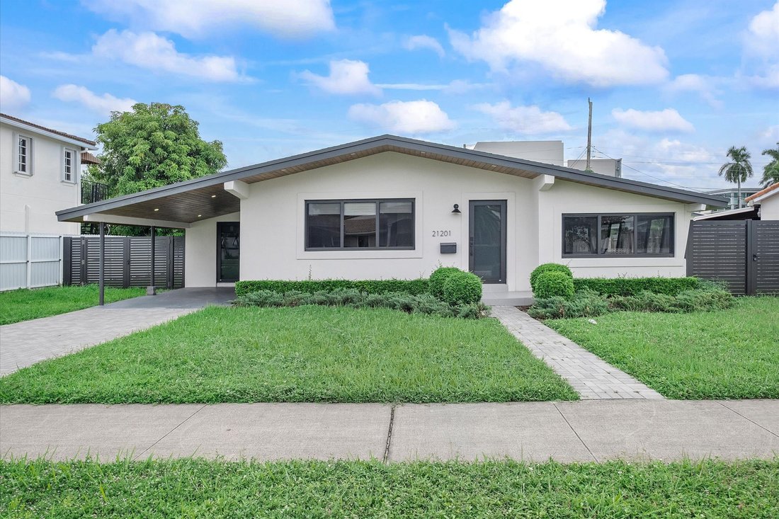 Casa a Aventura, Florida, Stati Uniti 2 - 19087113