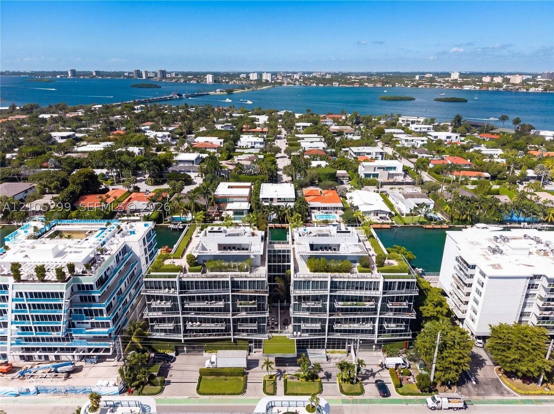 Eigentumswohnung in Bal Harbour, Florida, Vereinigte Staaten 1 - 19089746