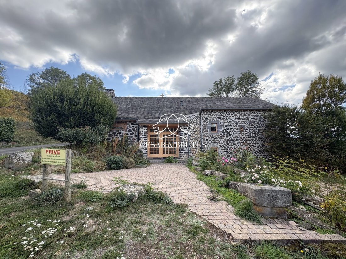Azienda agricola a Saint-Front, Auvergne-Rodano-Alpi, Francia 3 - 19091670