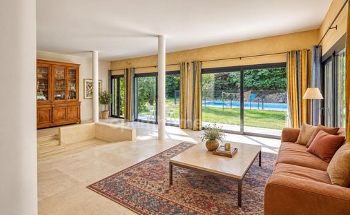 Villa a Montagne des Chèvres, Villeneuve-lès-Avignon, Francia 1