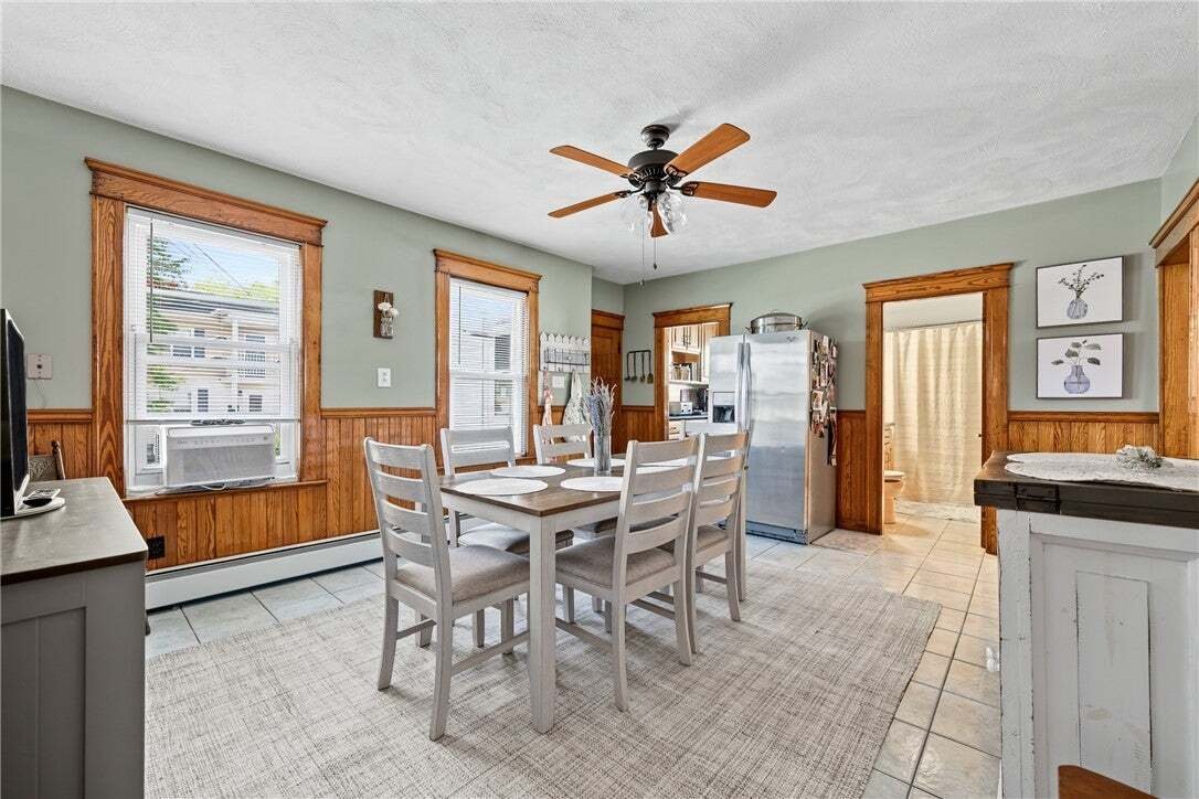 Woonsocket, Rhode Island, United States 4 - 19092040