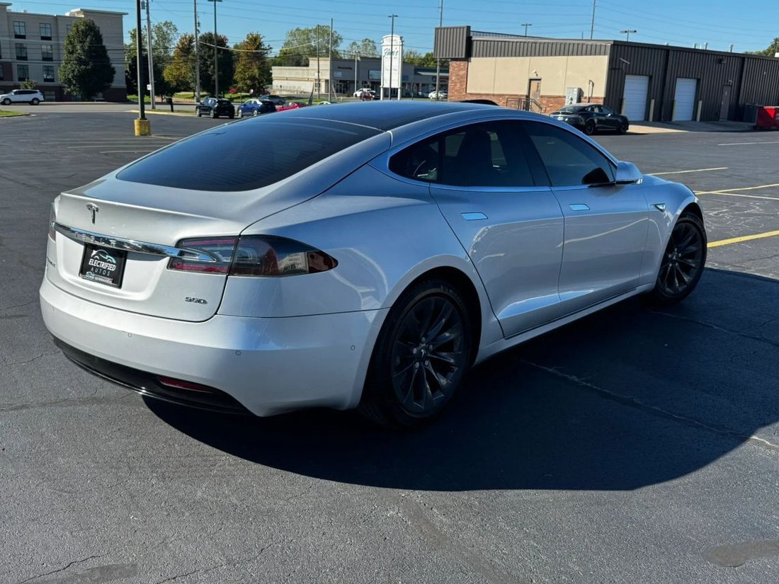 Sedan in Joplin, MO, United States 3 - 19091114