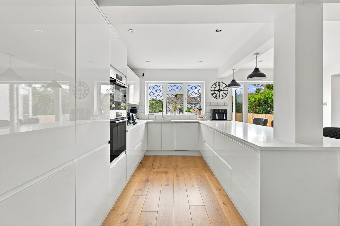 Haus in Windsor, England 3 - 19089380