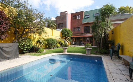 House in Buenos Aires, Buenos Aires, Argentina 1