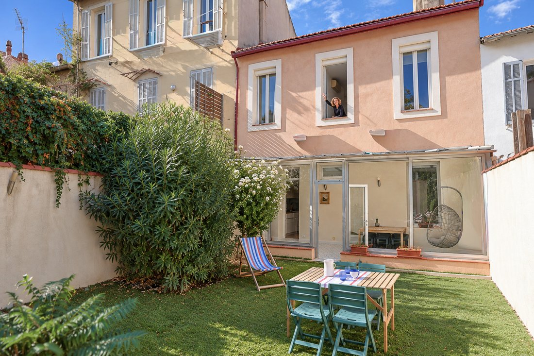 House in La Conception, 5e Arrondissement, Marseille 1 - 19090515