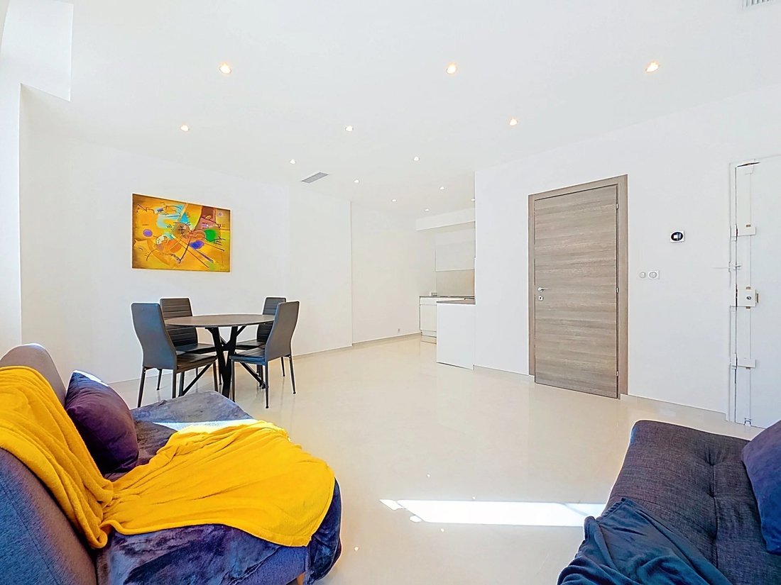 Appartamento a Cannes, Provenza-Alpi-Costa Azzurra, Francia 4 - 19087228