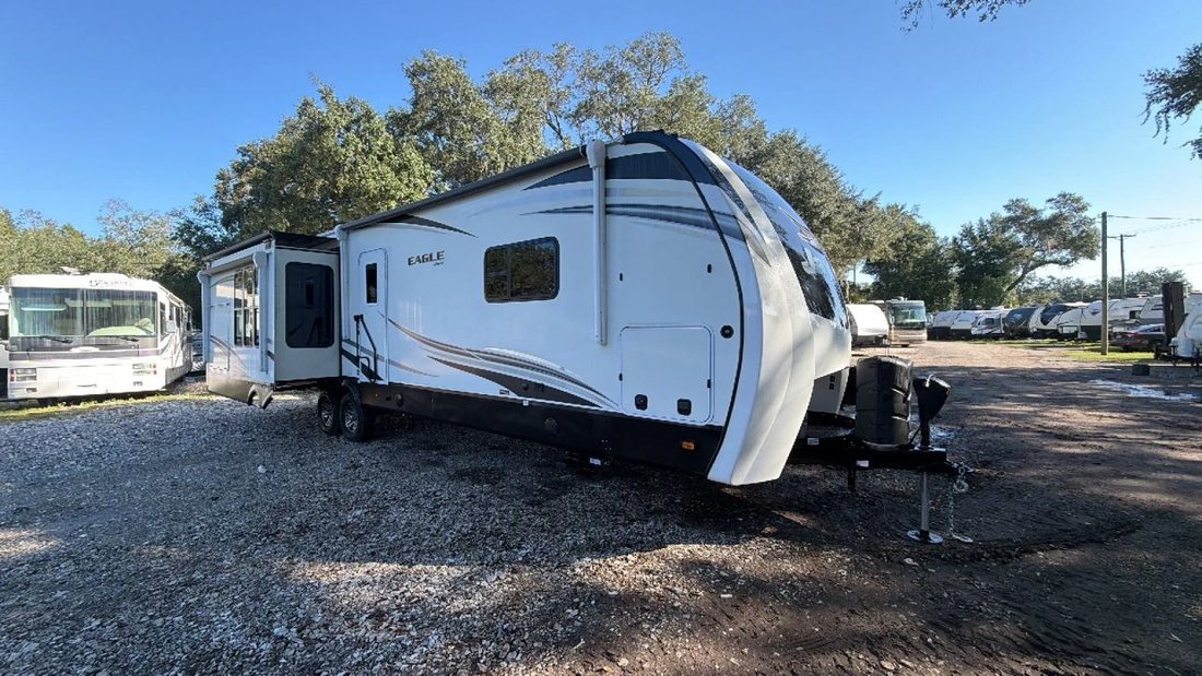 2021 Jayco Eagle 334RLOK in Thonotosassa, FL, United States 2 - 19091089