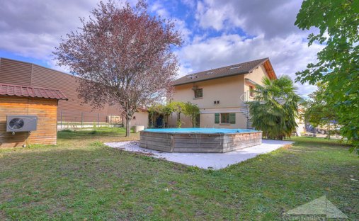 Casa en Ouest, Saint-Genis-Pouilly, Francia 1